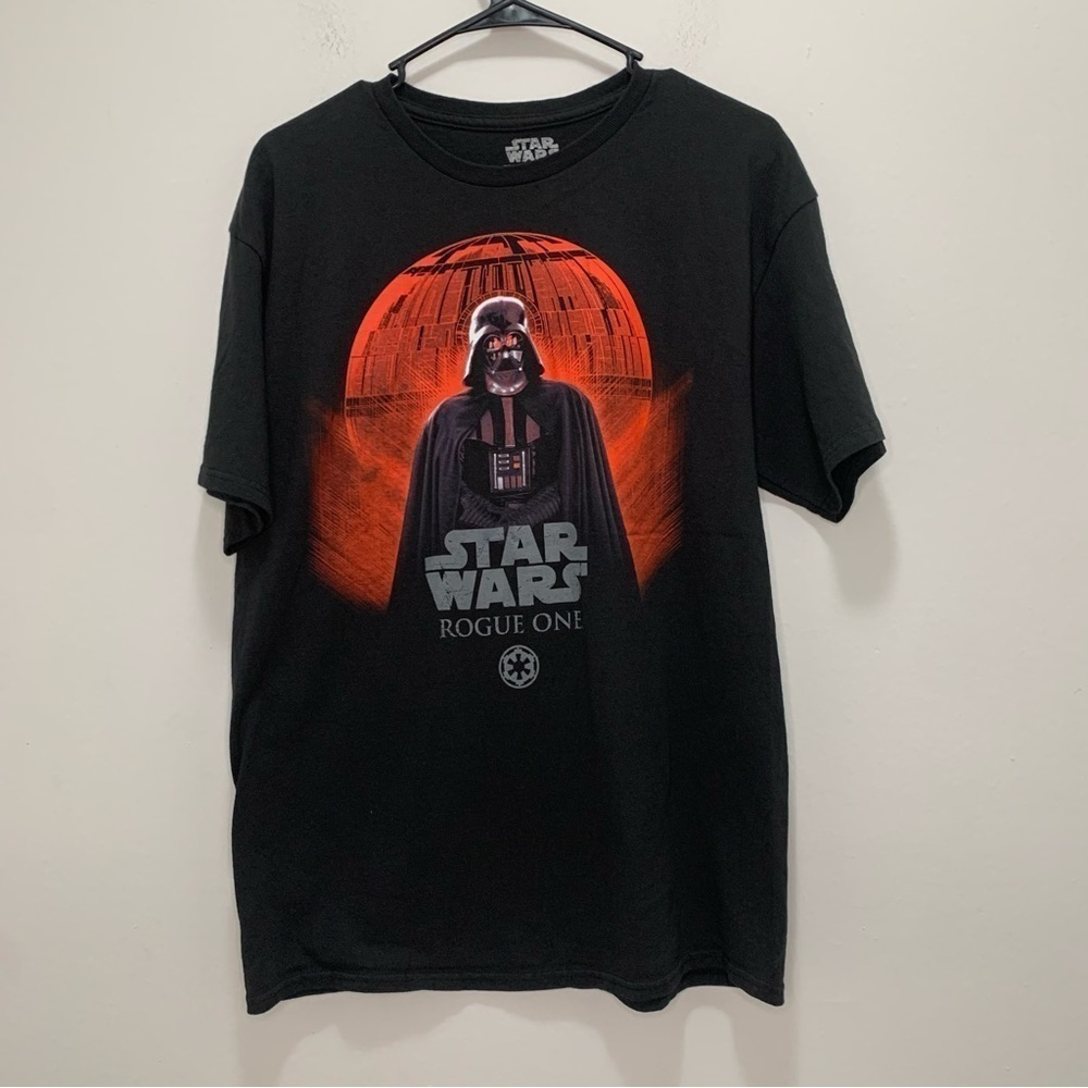 Star Wars Rogue One Darth Vader T-shirt Size Large